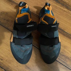 Scarpa Force V Climbing shoes size men’s 8